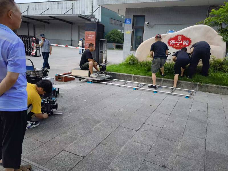 江城广告片拍摄公司核心优势：全流程服务，让品牌广告片省心更出彩